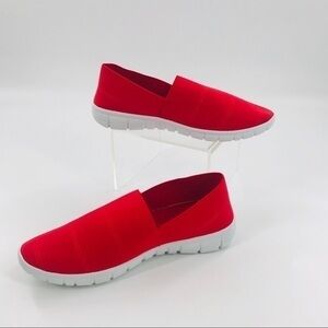 FAIRY RED SLIP ONS WITH STRETCH FABRIC